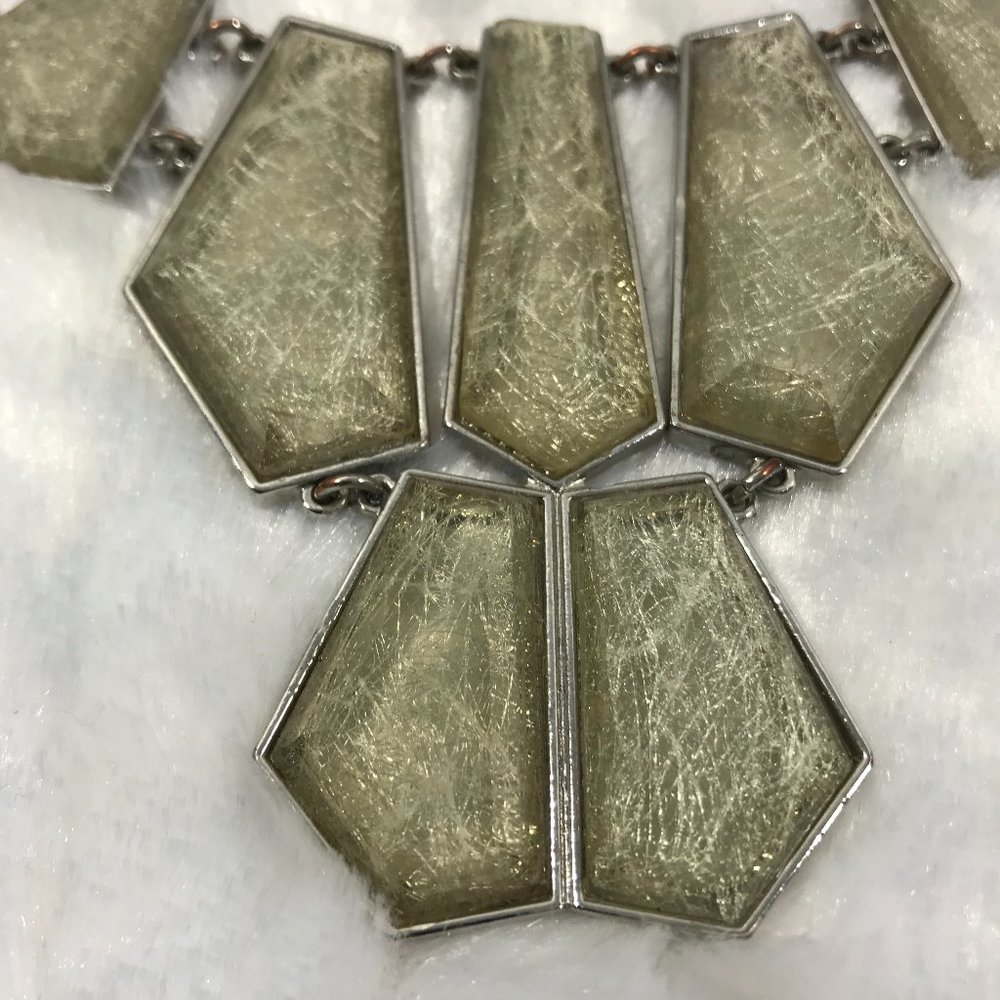 Lot of 2 Faceted Statement Bezel Set Diamond Cut - Picture 4 of 10